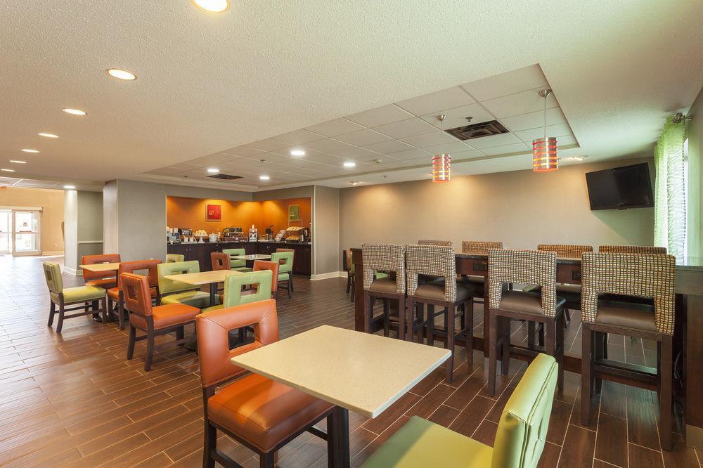 里士满康福特套房酒店 里奇蒙 外观 照片
